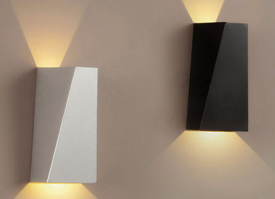 Luz moderna interna material da parede da altura 22cm do diâmetro 10.5cm do metal