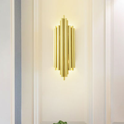 Lâmpada de parede luxuosa postmoderno nórdica do ouro de W27*H40cm para o quarto